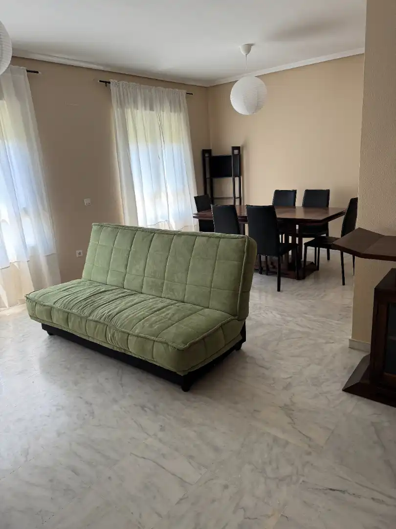 Piso de 140 m² en Sevilla
