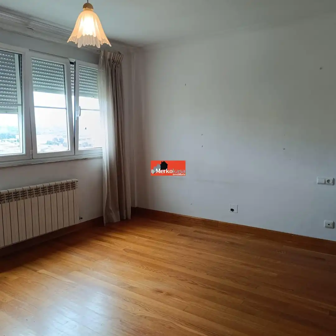Piso de 195 m² en Lugo