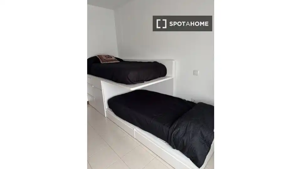 Habitación 81 m², Santander