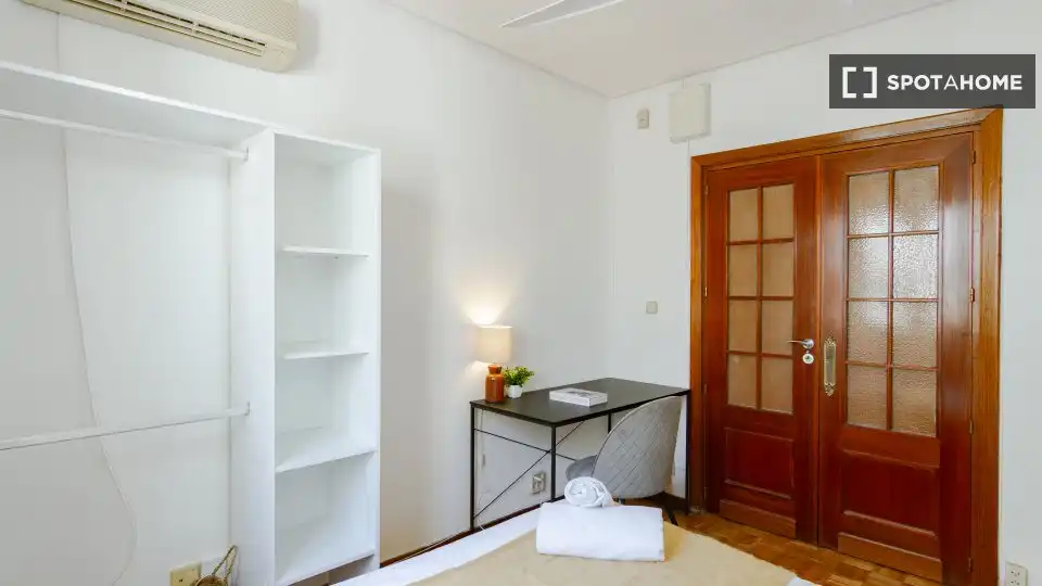 Habitació de lloguer, Madrid