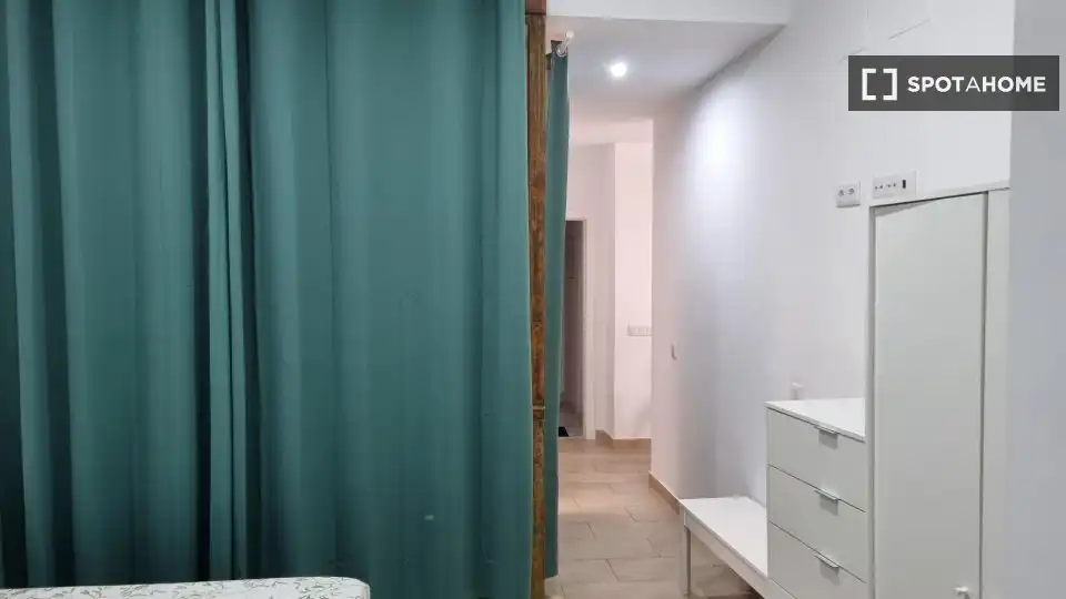 Habitación 52 m², Cádiz