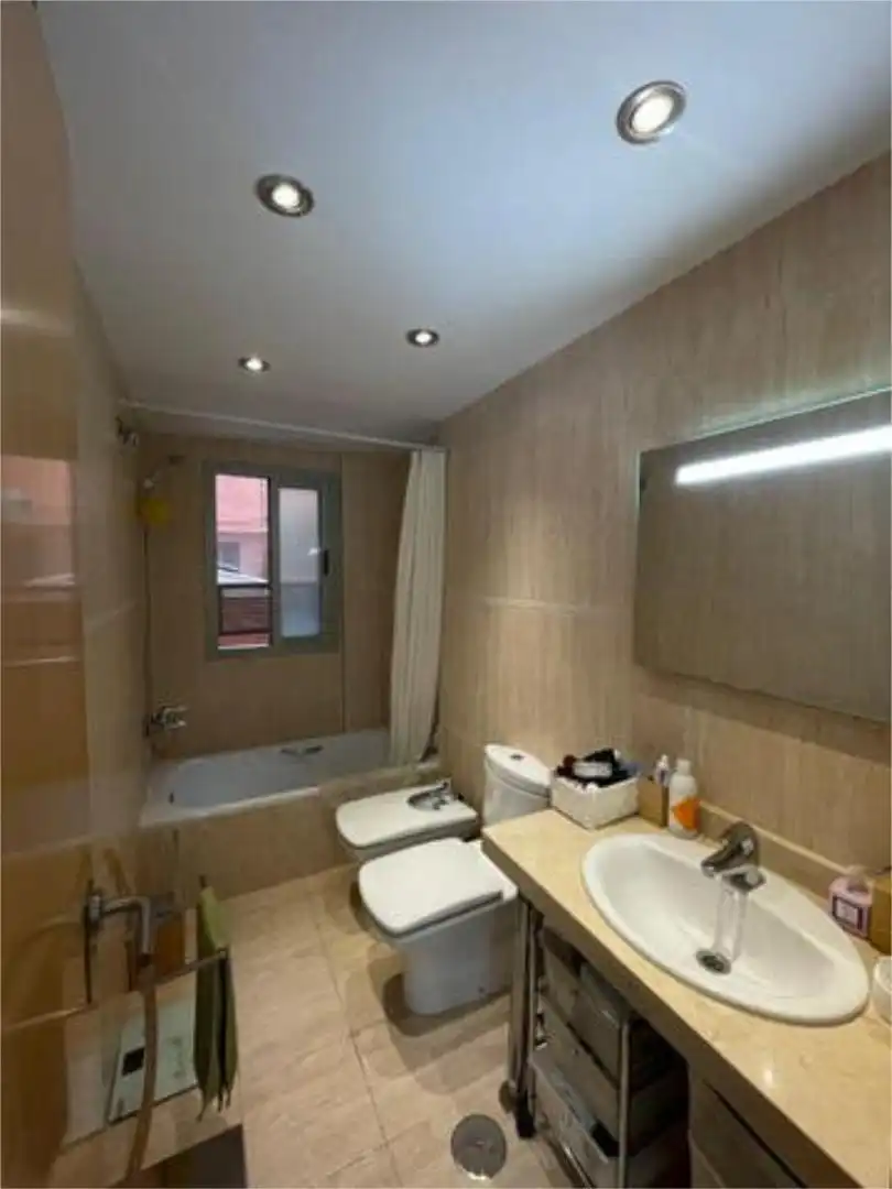 Piso de 90 m² en Almería
