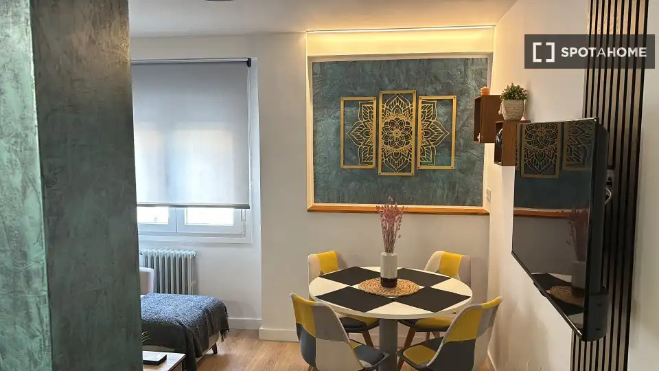 Habitación 58 m², Zaragoza