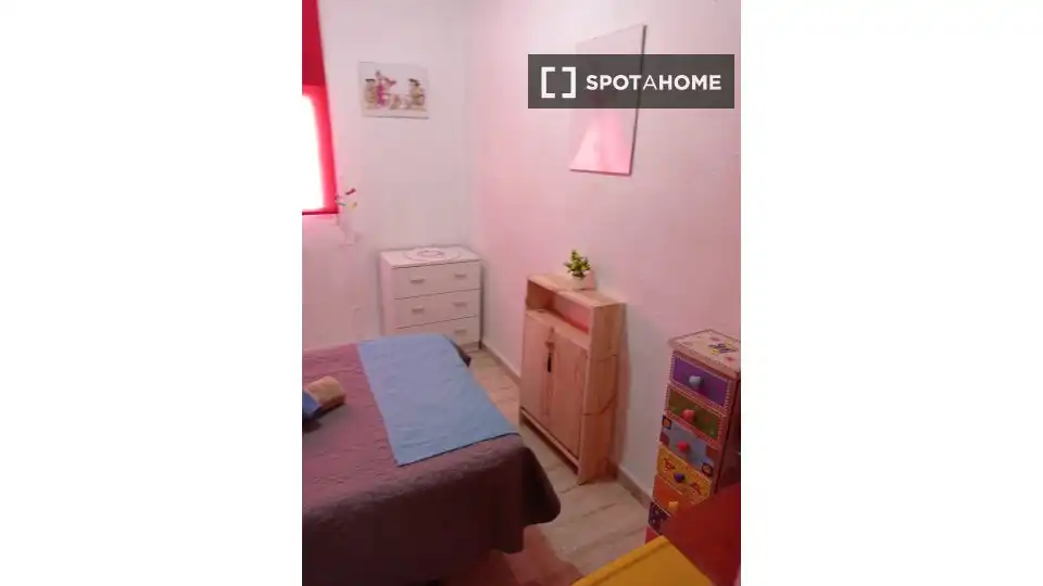 Habitación 104 m², Jaén