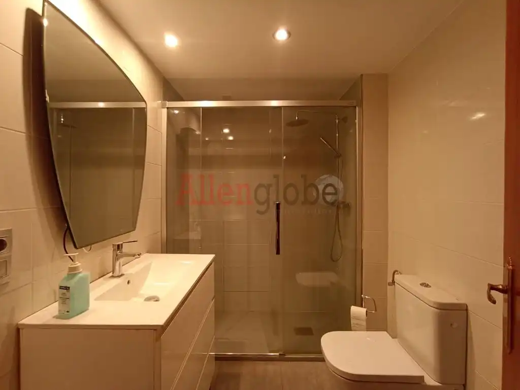 Piso de 110 m² en Oviedo