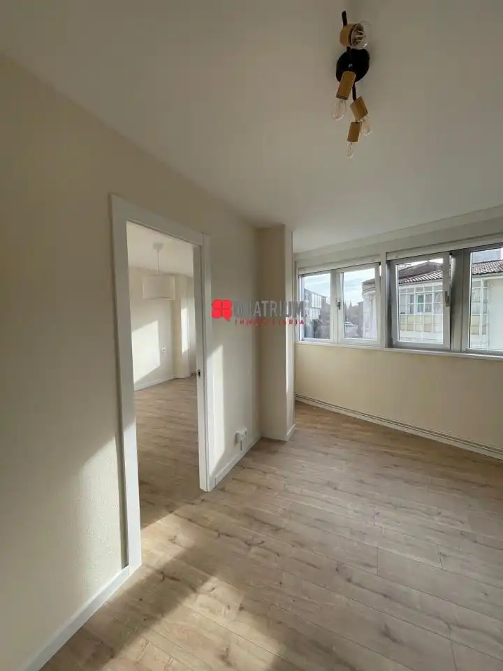 Piso de 80 m² en Santiago de Compostela