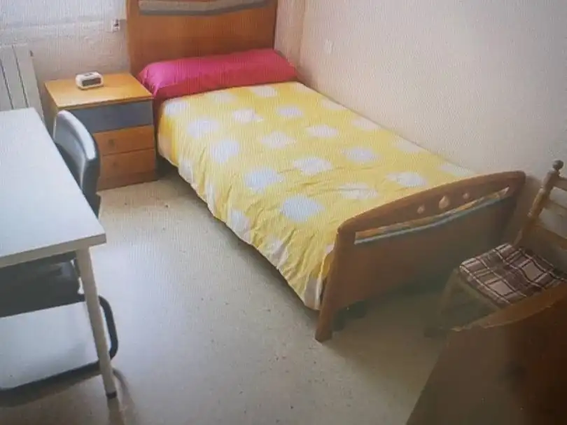 Pis de 85 m² a Terrassa