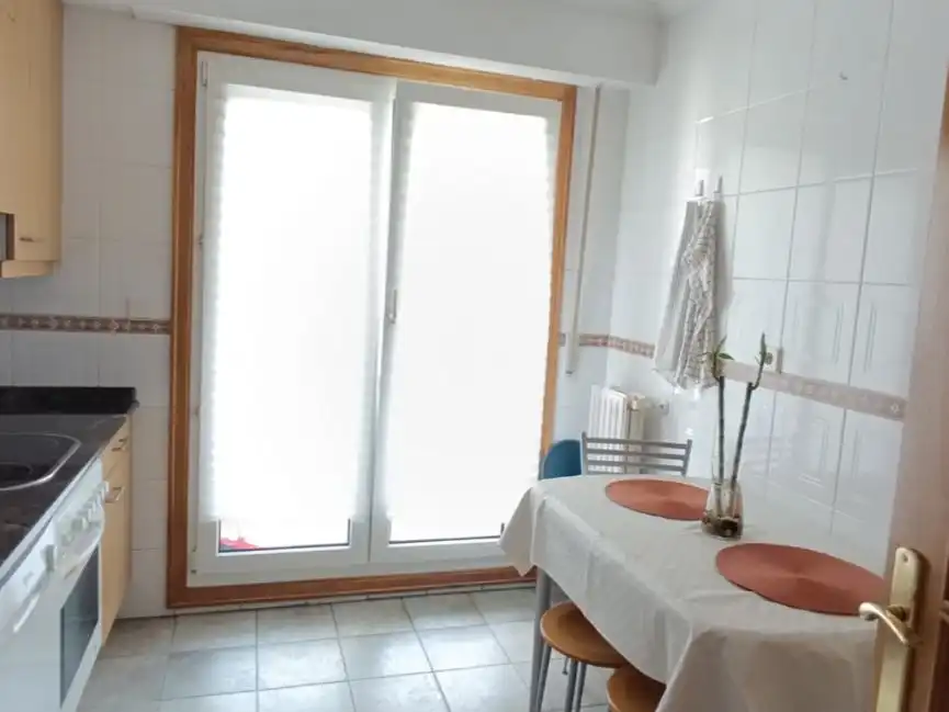 Pis de 75 m² a Sant Sebastià