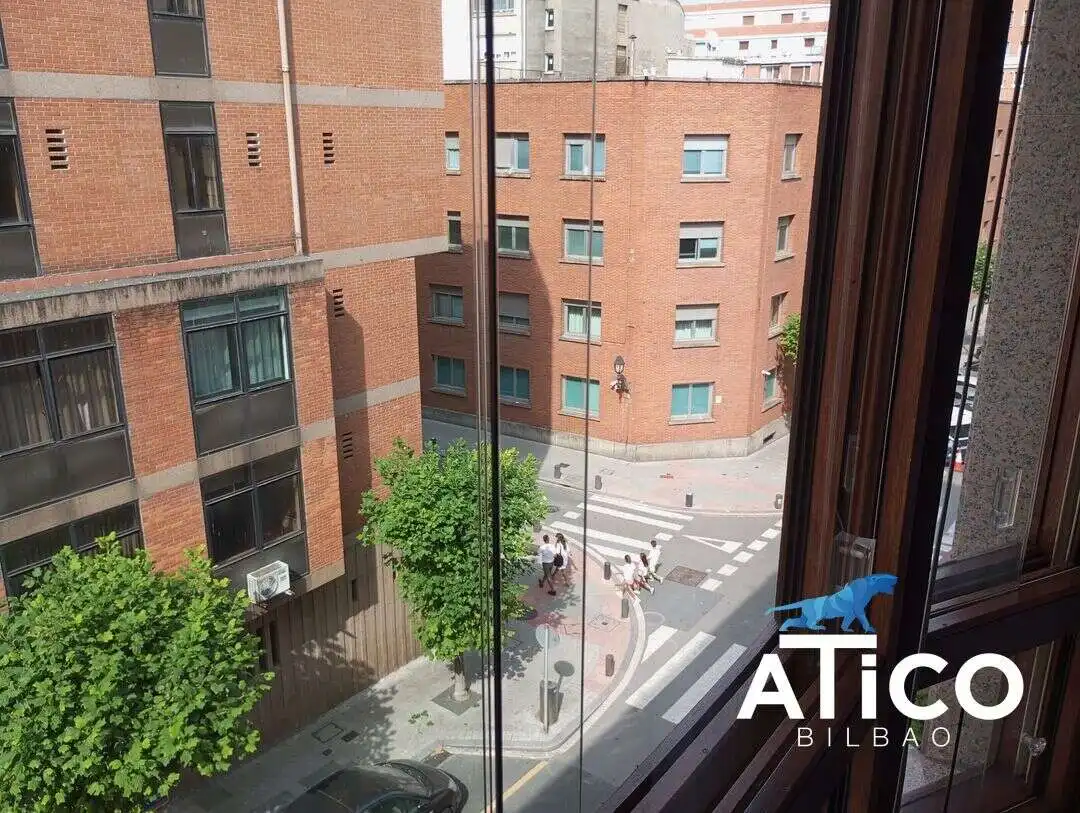 Pis de 160 m² a Bilbao