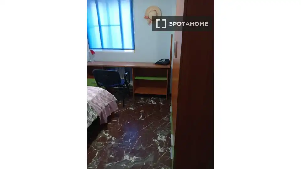 Habitación 115 m², Jaén