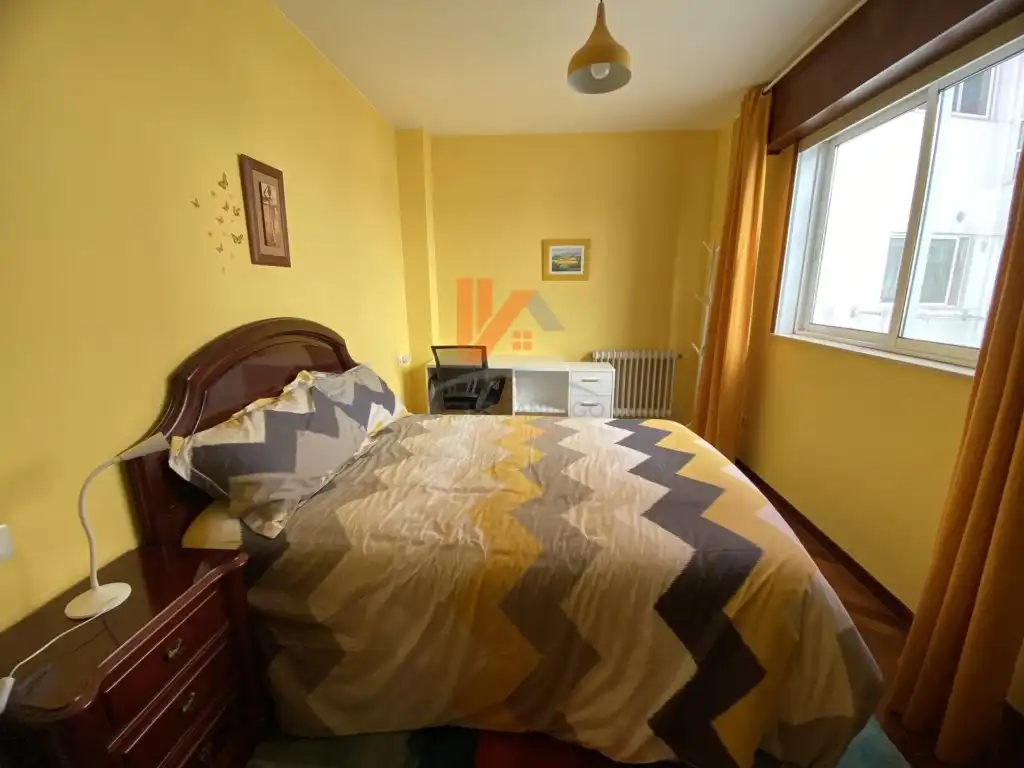 Piso de 130 m² en Santiago de Compostela