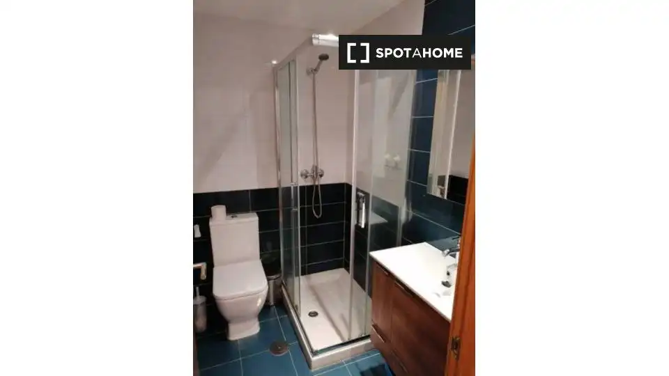 Habitación 69 m², Oviedo