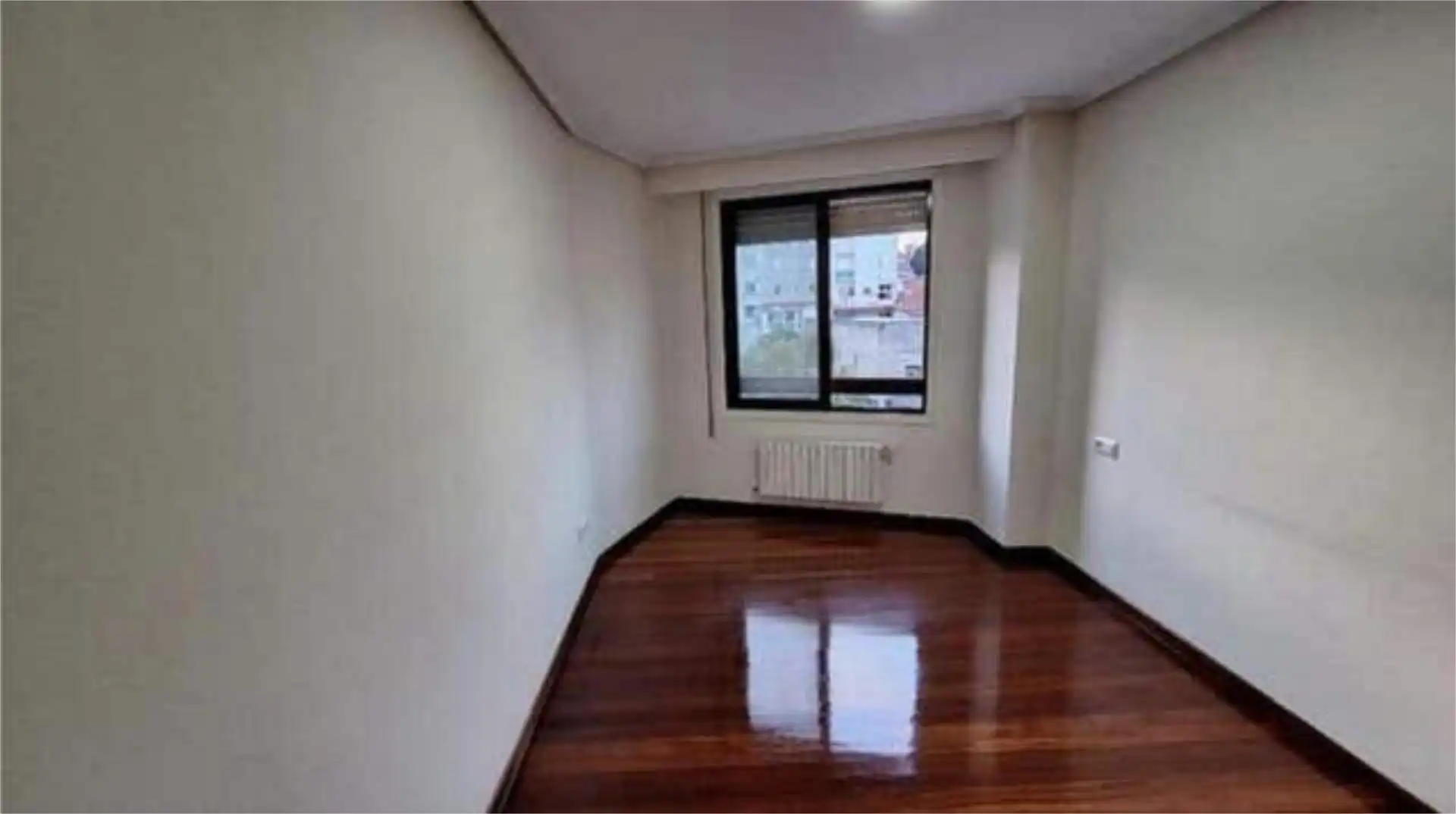 Pis de 60 m² a Ourense