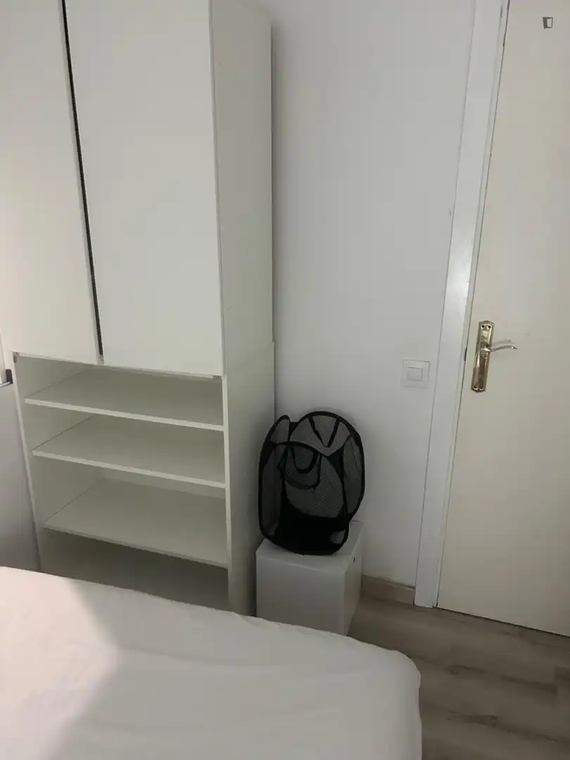 Комната в аренду, Санта-Колома-де-Граменет