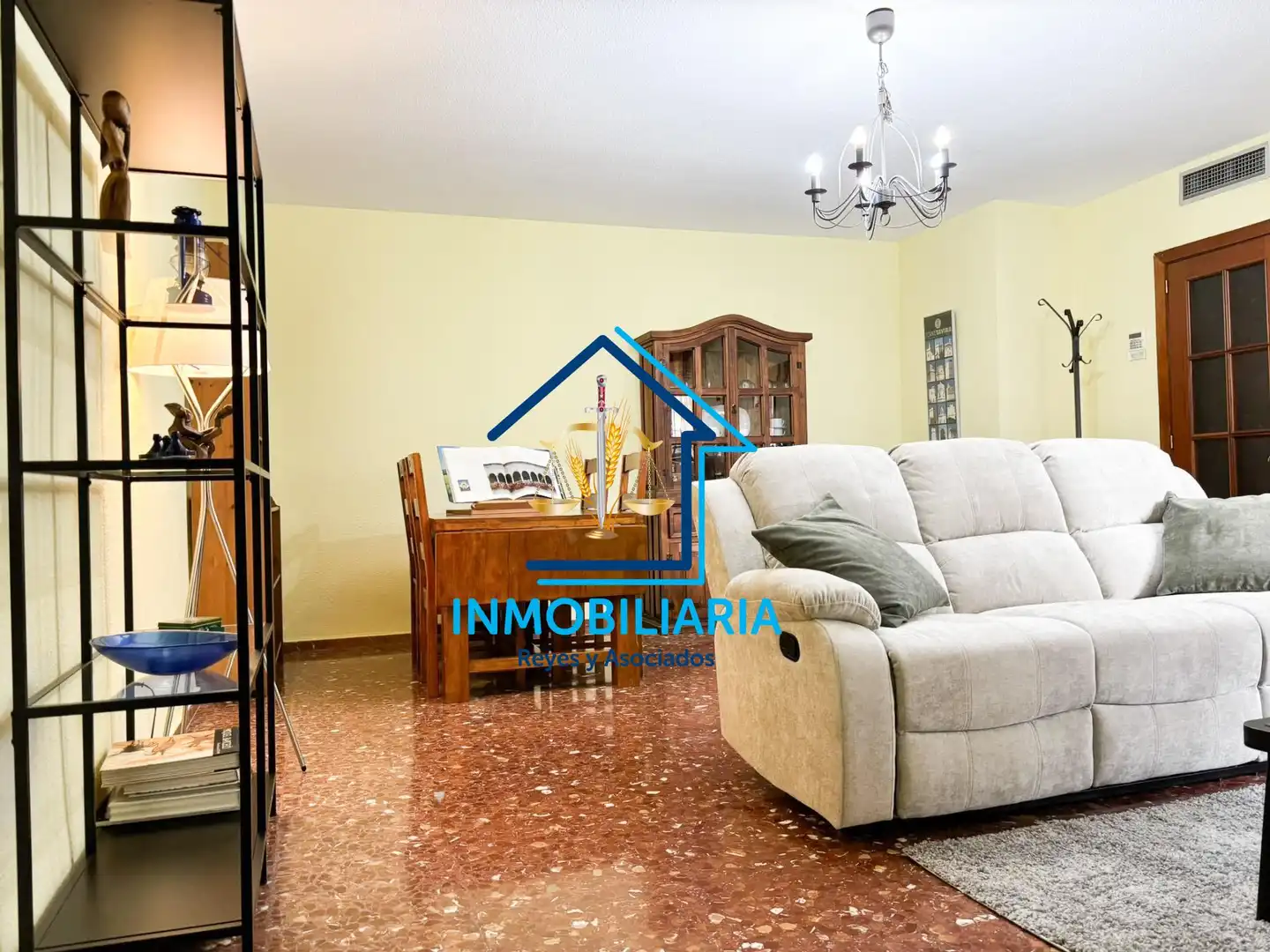 Pis de 77 m² a Còrdova