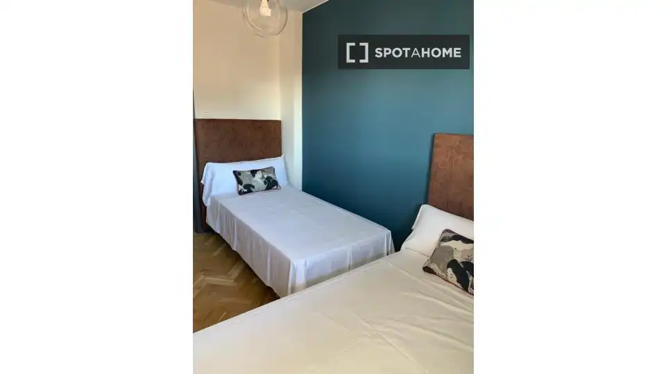 Habitación 81 m², Zaragoza