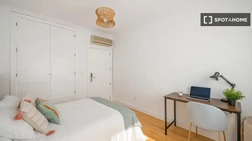 Quarto para alugar, Madrid