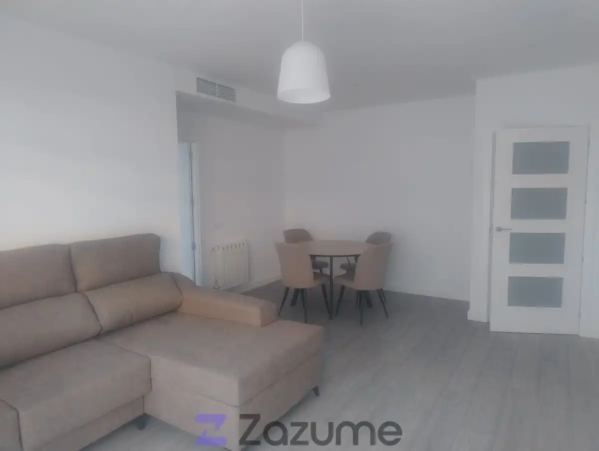 Piso de 80 m² en Cáceres