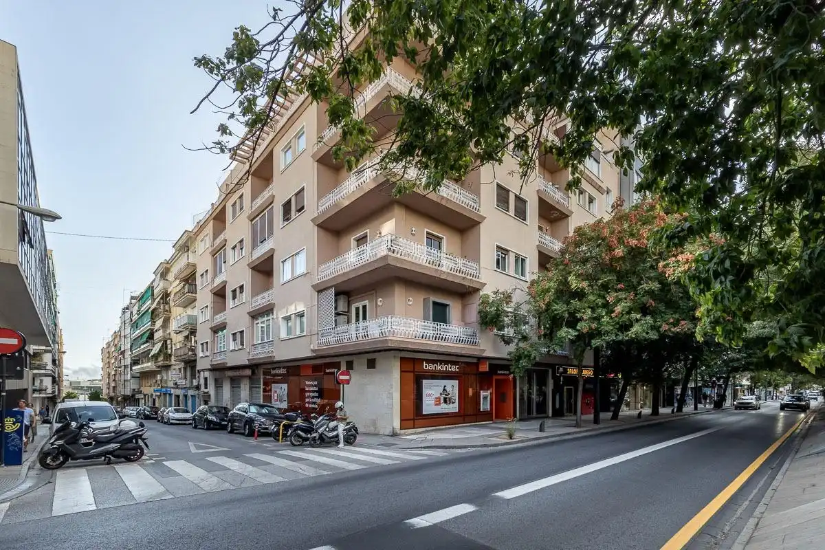 Piso de 120 m² en Granada