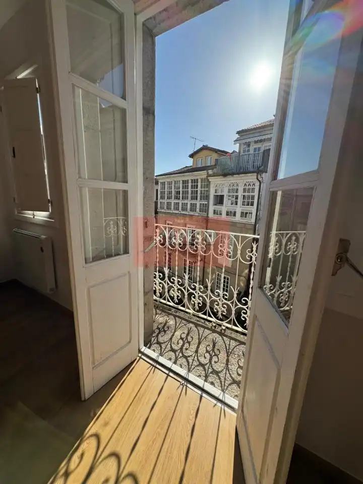Piso de 65 m² en Ourense
