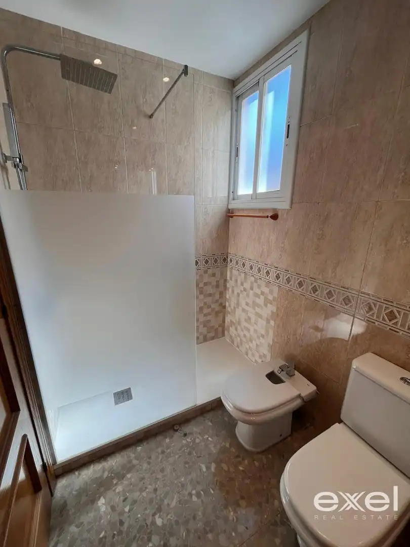 Pis de 110 m² a Cornellà de Llobregat