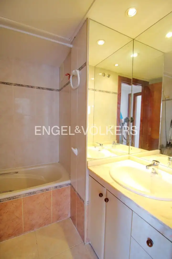 Appartamento 76 m² a Valencia