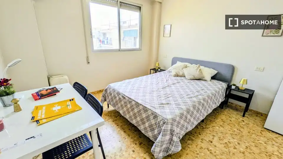 Habitación 114 m², Moncada