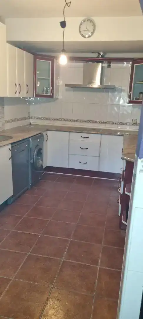 Habitación 305 m², Nambroca