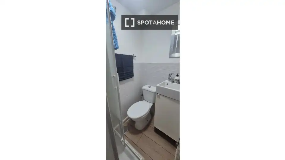 Habitación 84 m², Granada