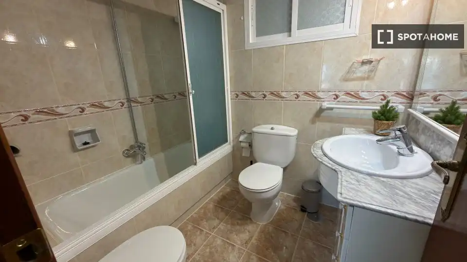 Room for rent, Madrid