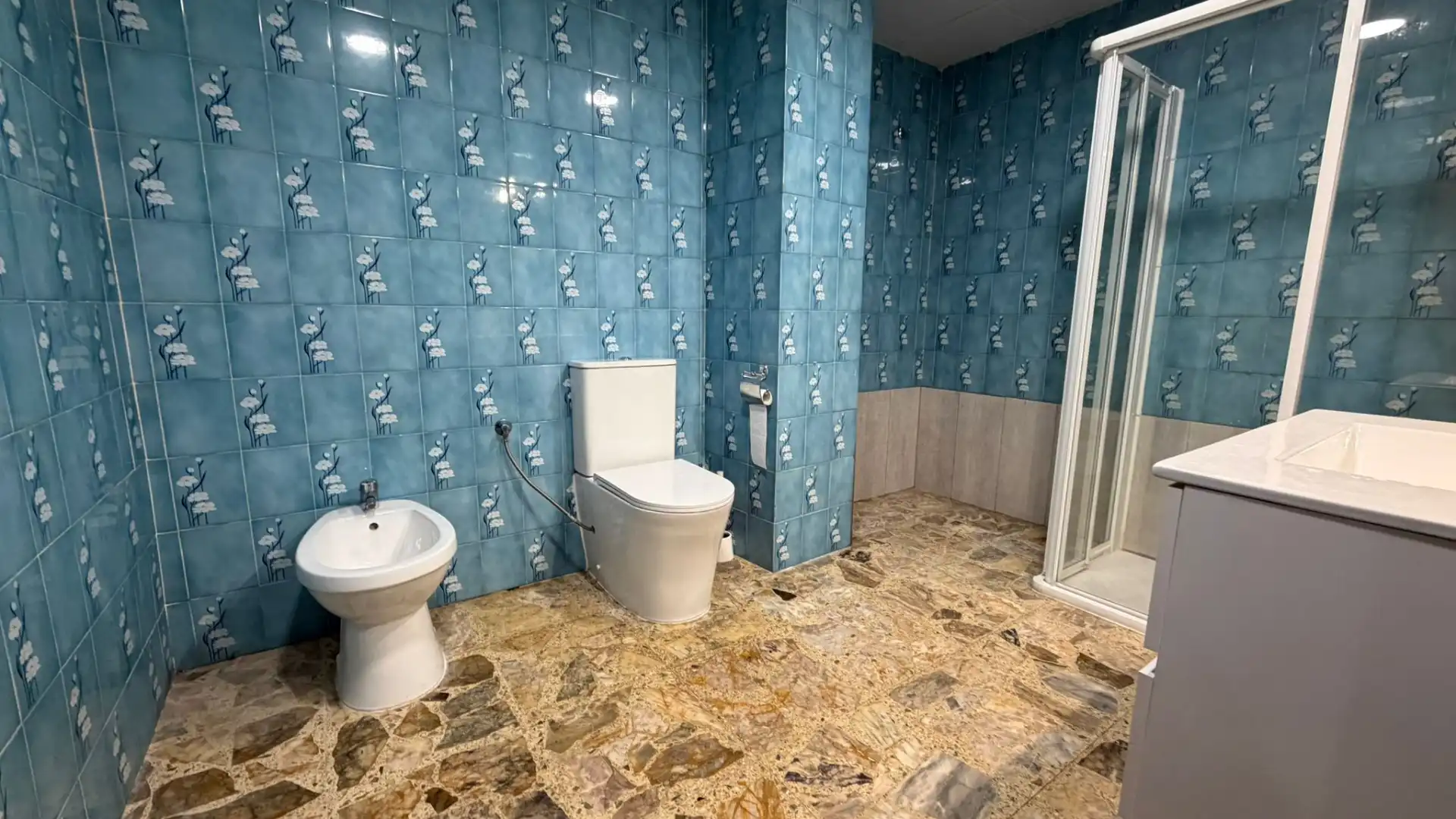 Casa de 136 m² en Alpartir