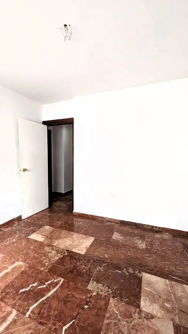 Wohnung 150 m² in Granada