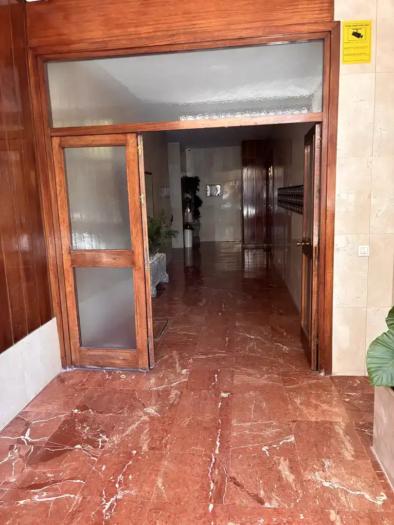 Piso de 80 m² en Sevilla