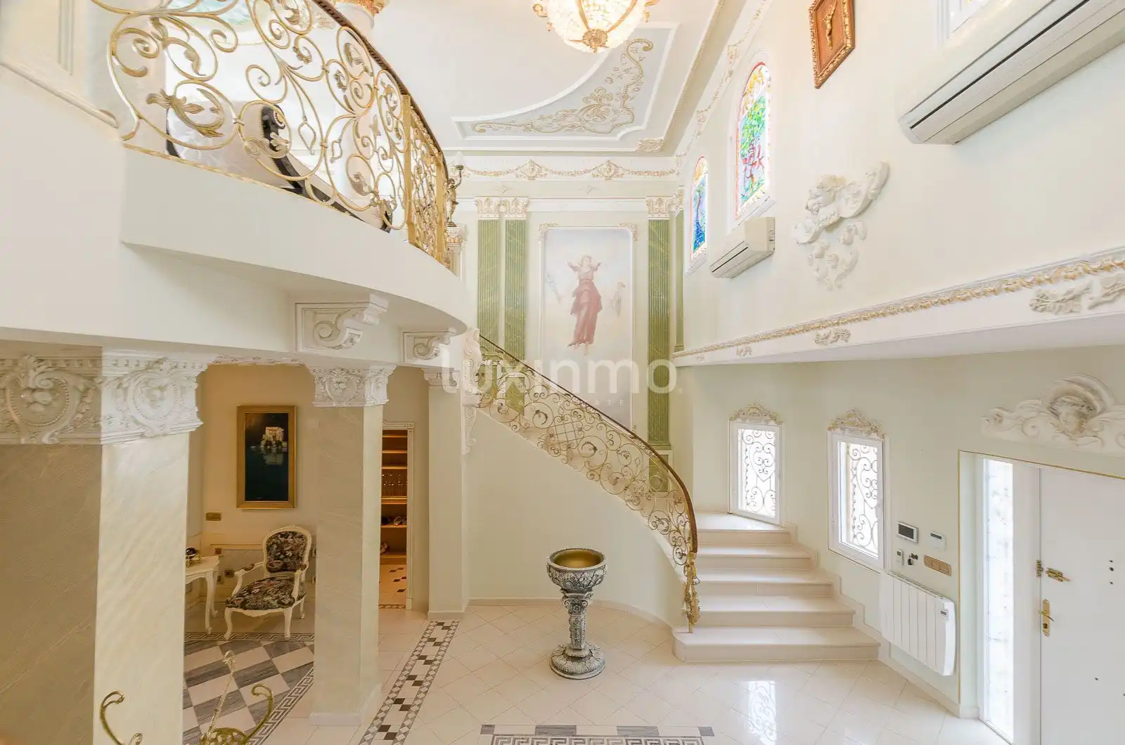 Будинок 1100 м² у Altea