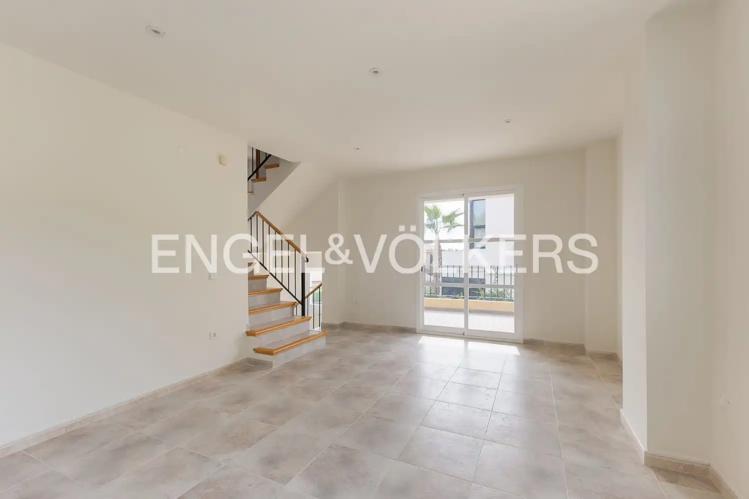 Casa de 250 m² a Riba-roja de Túria