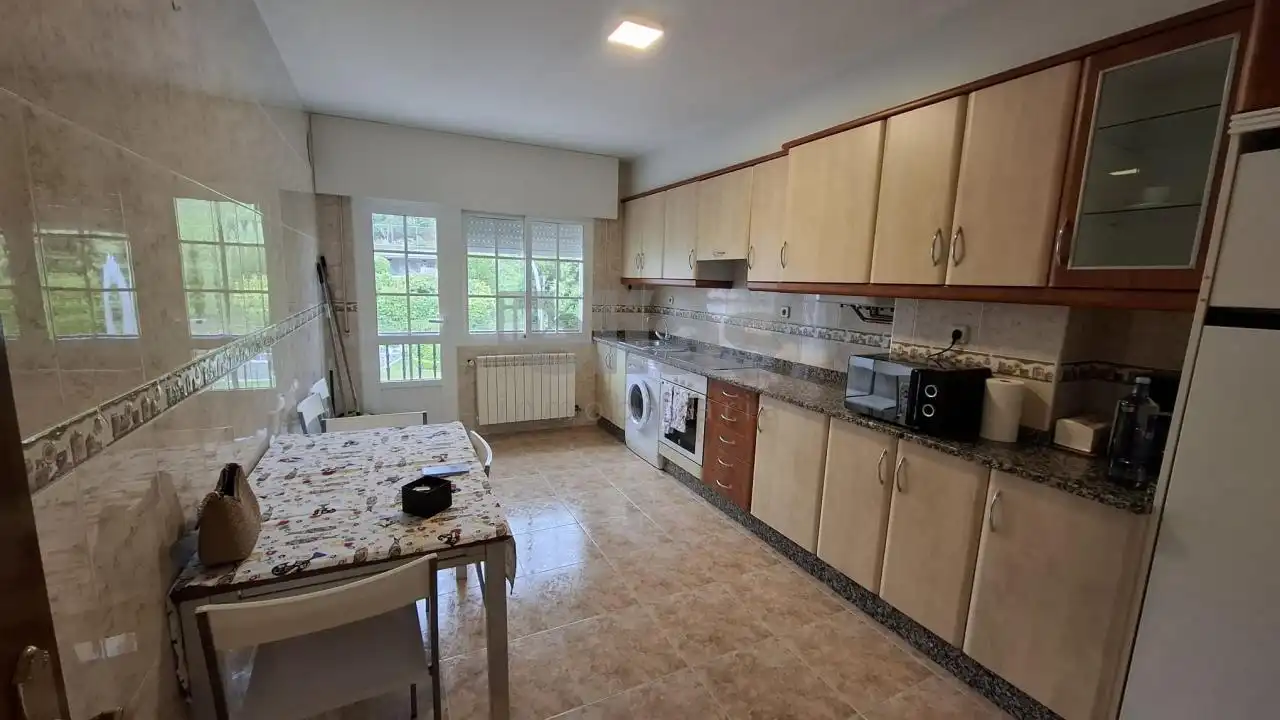 Piso de 145 m² en Vimianzo