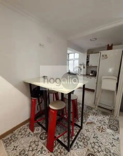 Piso de 90 m² en Sevilla