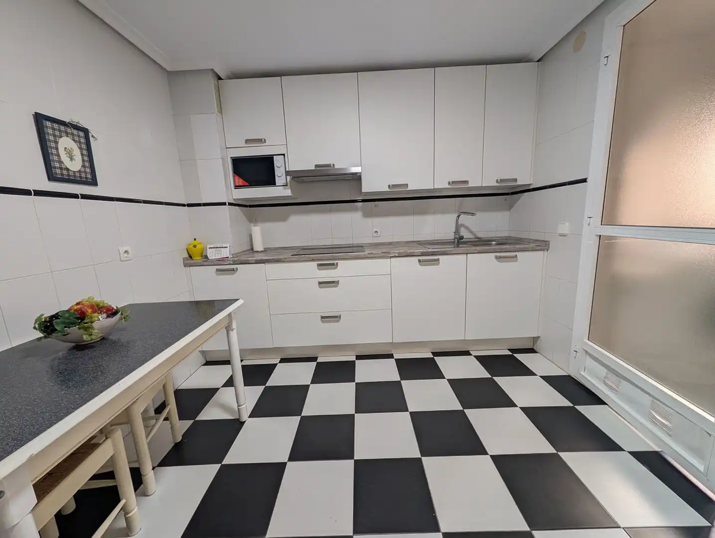 Piso de 80 m² en Estepona