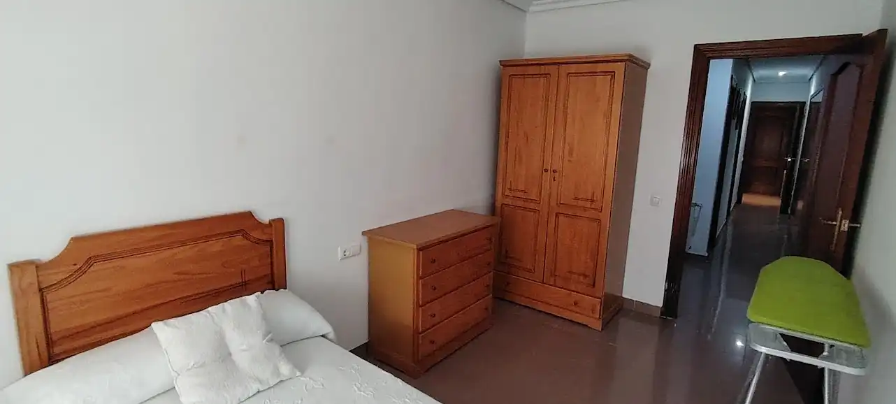 Pis de 100 m² a Linares