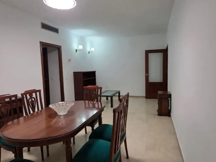 Piso de 70 m² en Sevilla