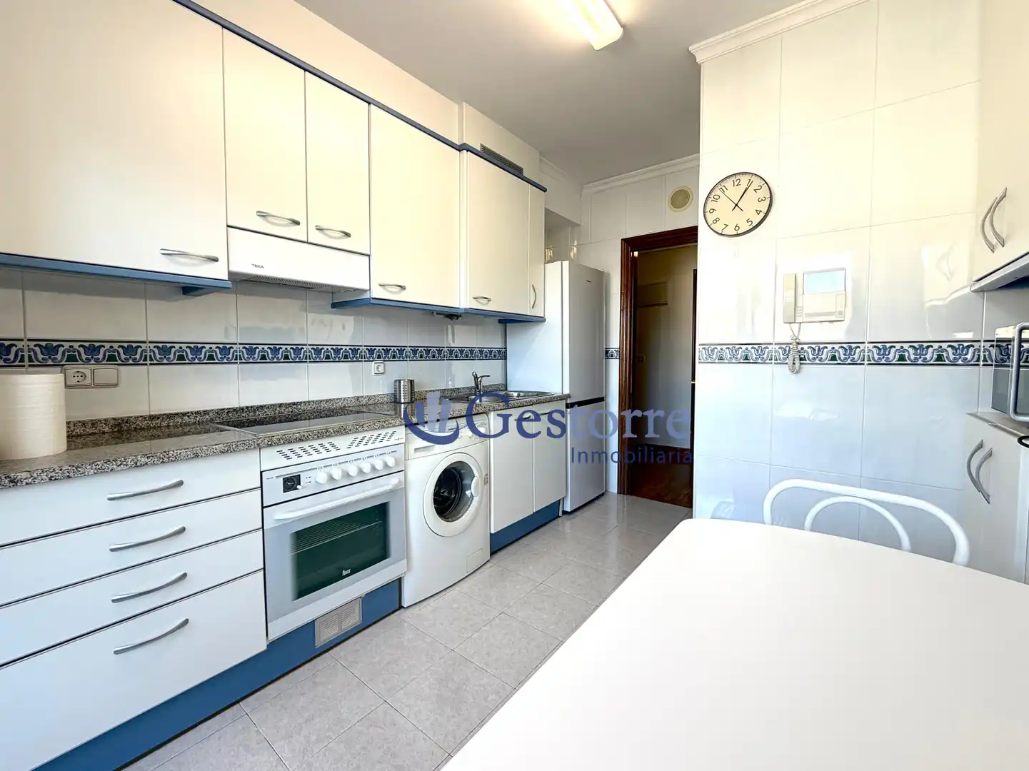 Pis de 77 m² a Oviedo