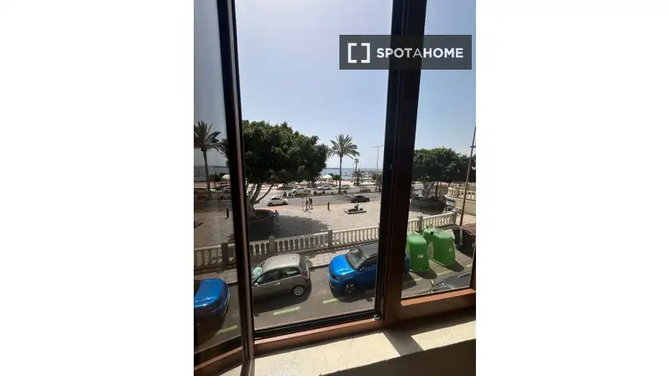 Habitación 69 m², Puerto del Rosario