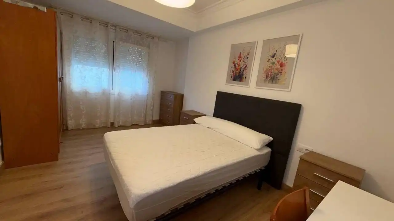 Piso de 95 m² en Ourense