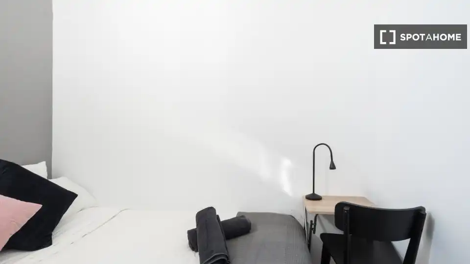 Habitación 140 m², Madrid