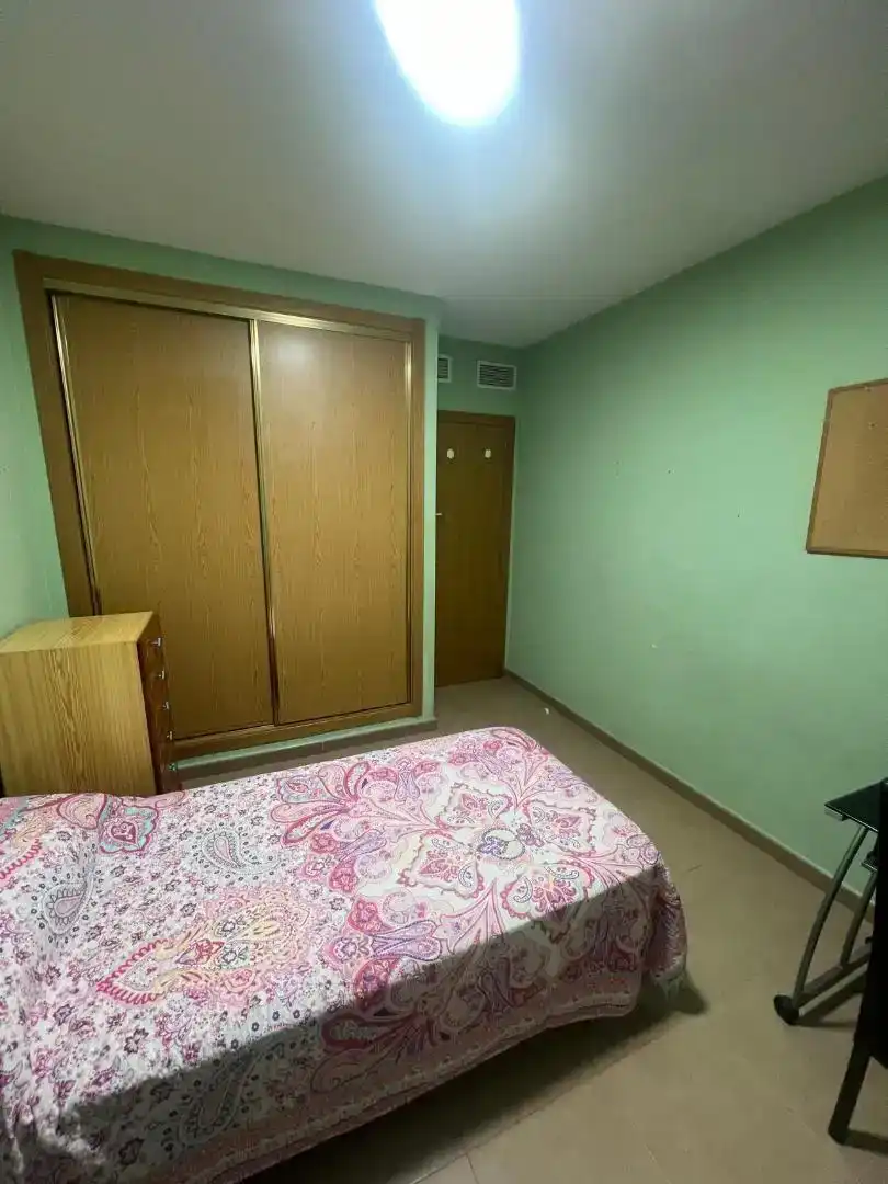 Habitación 150 m², San Juan de Alicante