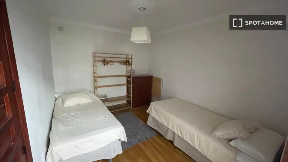 Habitación 109 m², Granada