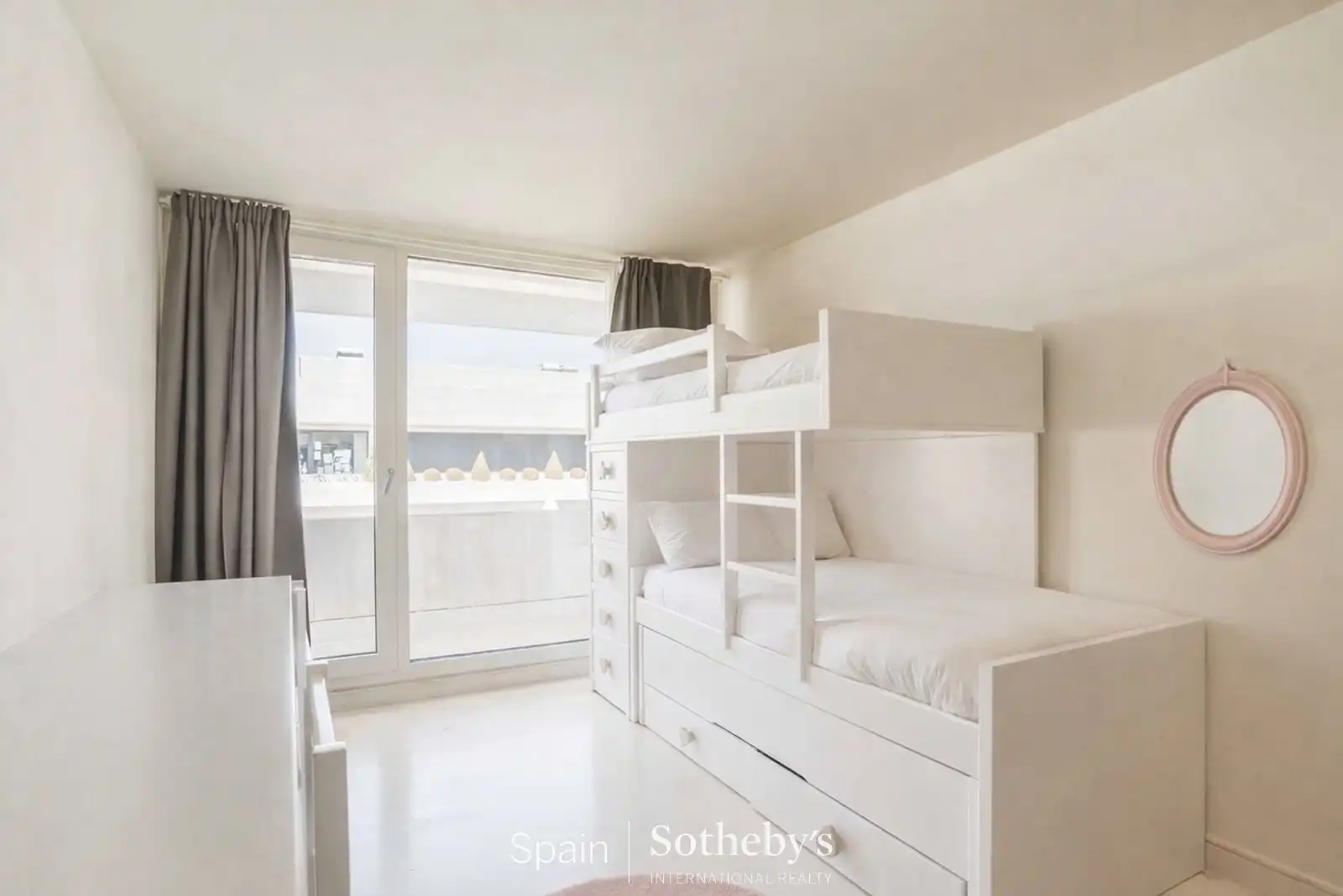 Casa de 628 m² en Pozuelo de Alarcón