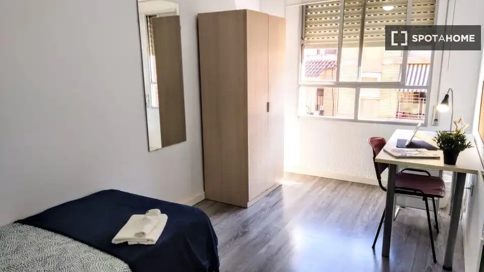Habitación 120 m², Burjasot