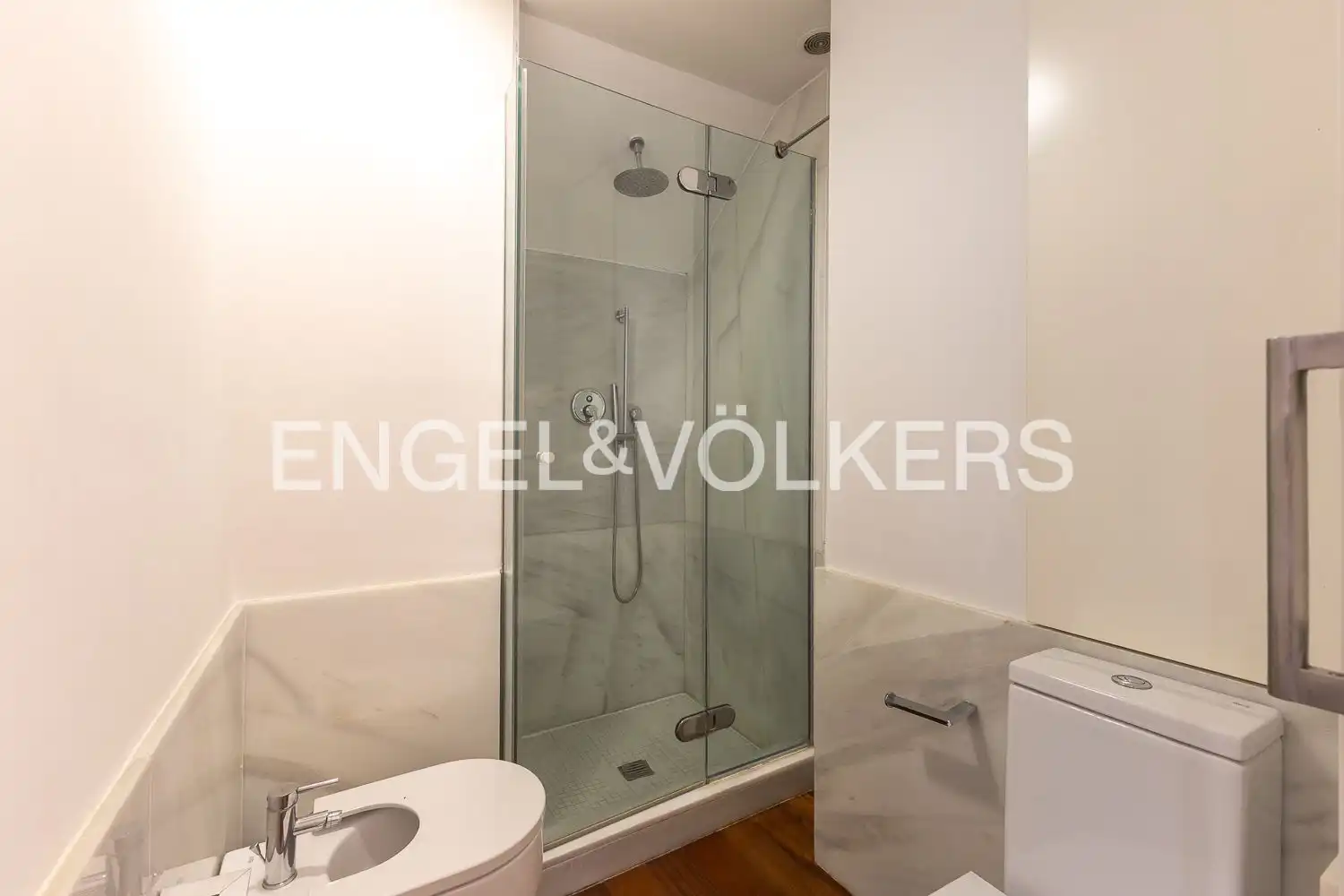 Wohnung 40 m² in Valencia