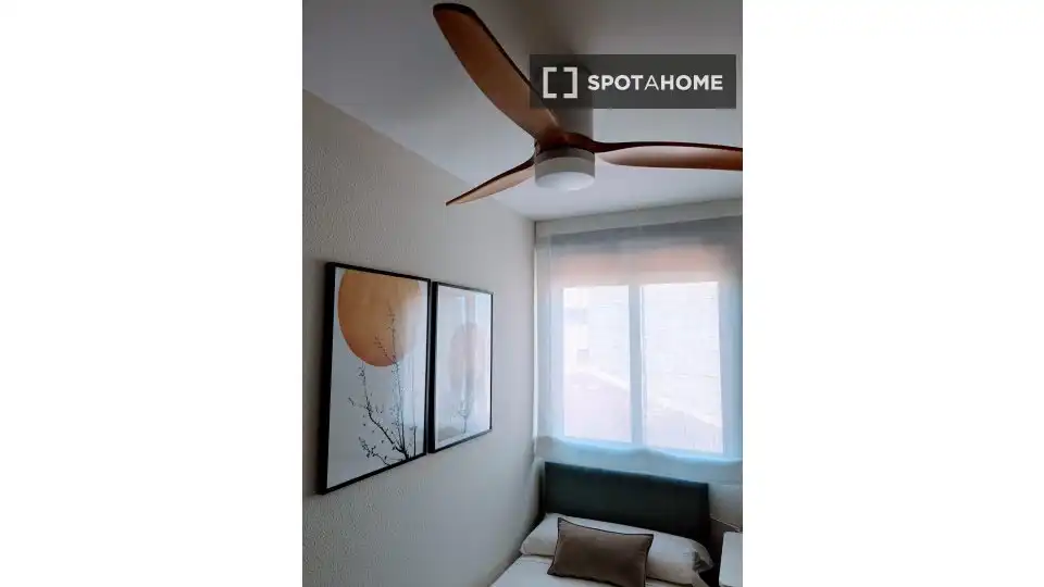 Habitación 63 m², Zaragoza